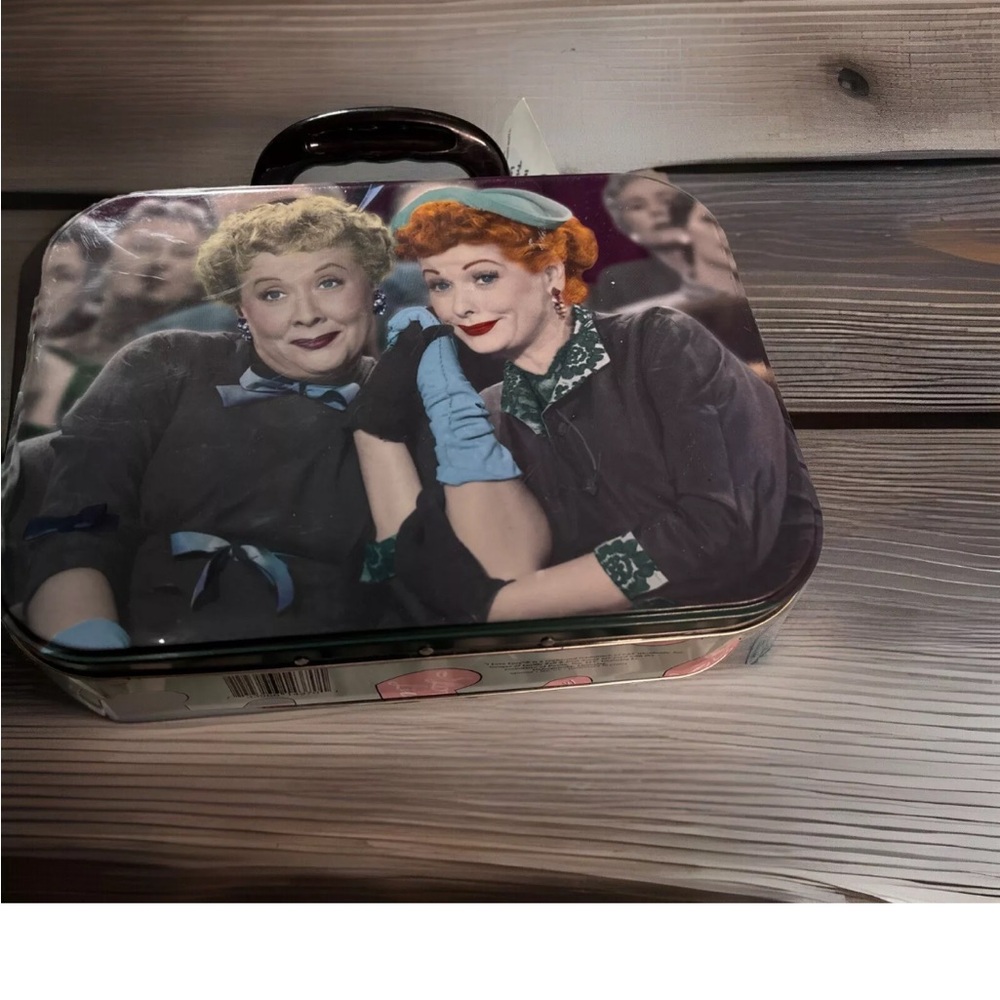 I love Lucy large tin